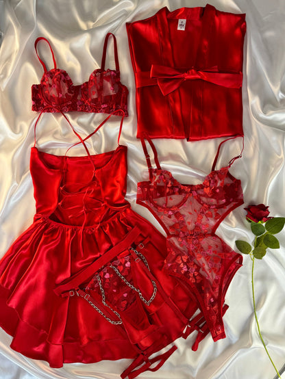 Heart Love 7 Parça İpek Saten Kırmızı Kalpli Set