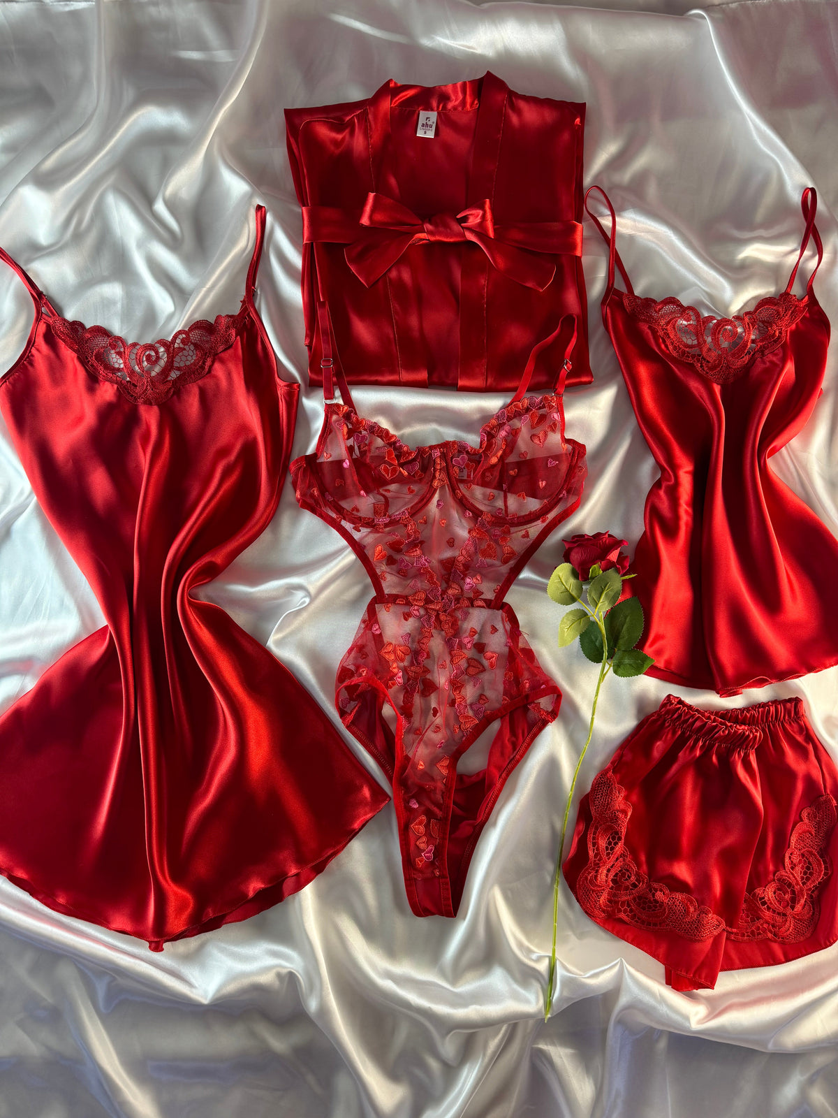 Barbie 6 Parça İpek Saten Set