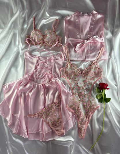 Barbie 6 Parça İpek Saten Set