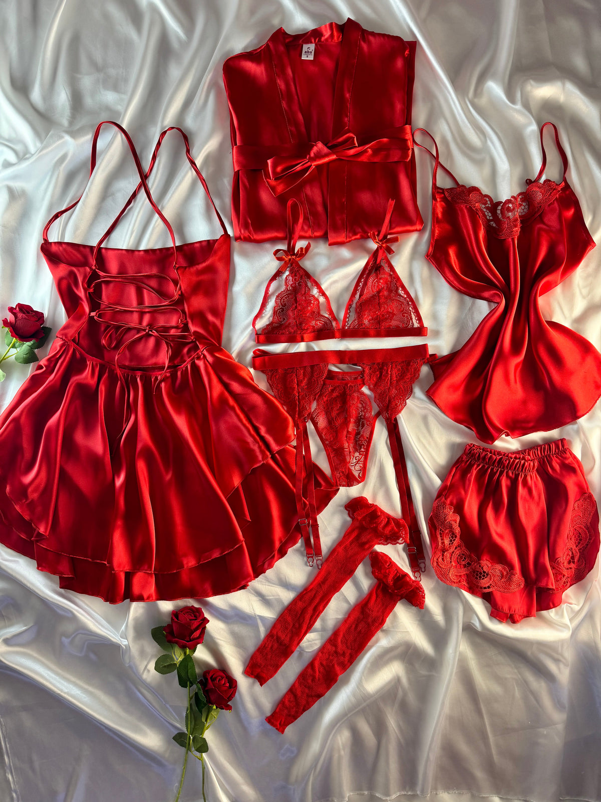Red Diamond 11 Parça İpek Saten Dev Set