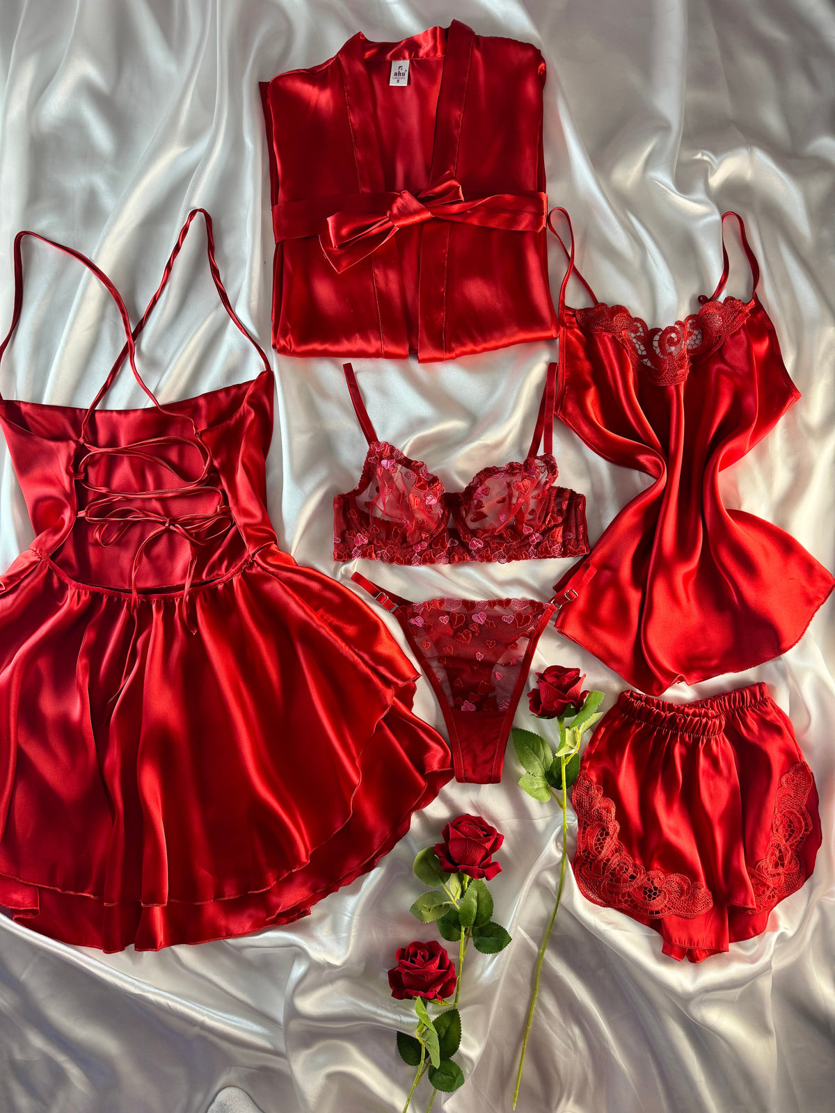 Heart Love 7 Parça İpek Saten Kırmızı Kalpli Set