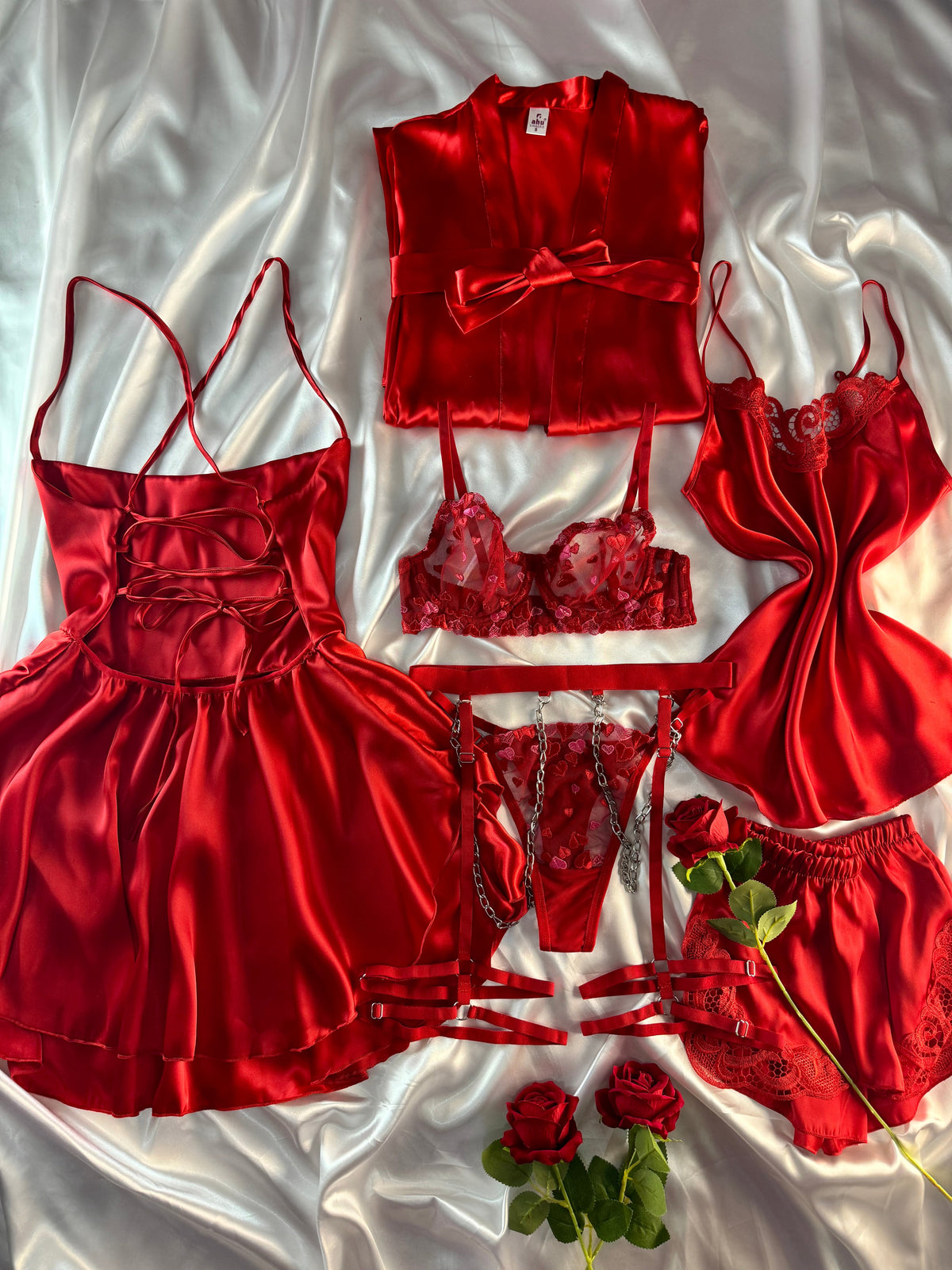 Heart Love 8 Parça İpek Saten Kırmızı Kalpli Set